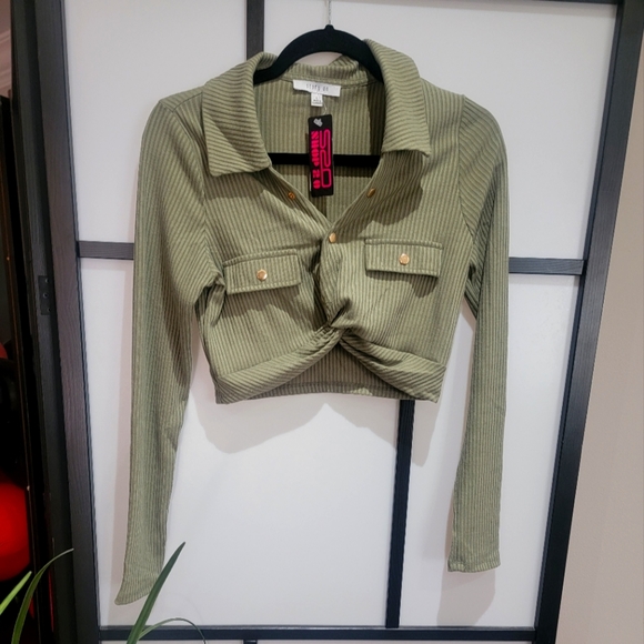 Olive Croptop Size L - Picture 2 of 3